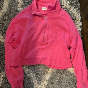 Cropped half zip sweatshirt